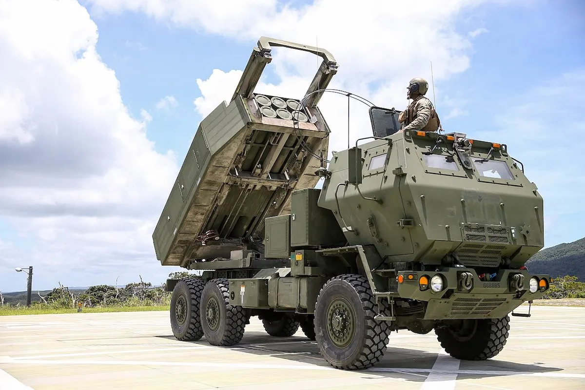 Taiwán adquiere otros 18 sistemas de misiles M142 HIMARS Taiwán adquiere otros 18 sistemas de misiles M142 HIMARS