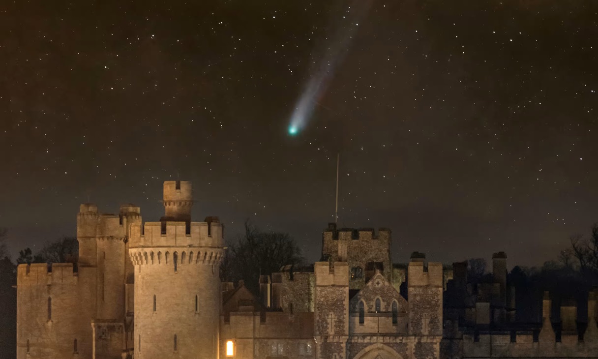 Un cometa mayor que el Everest podría ser visible a simple vista en las próximas semanas