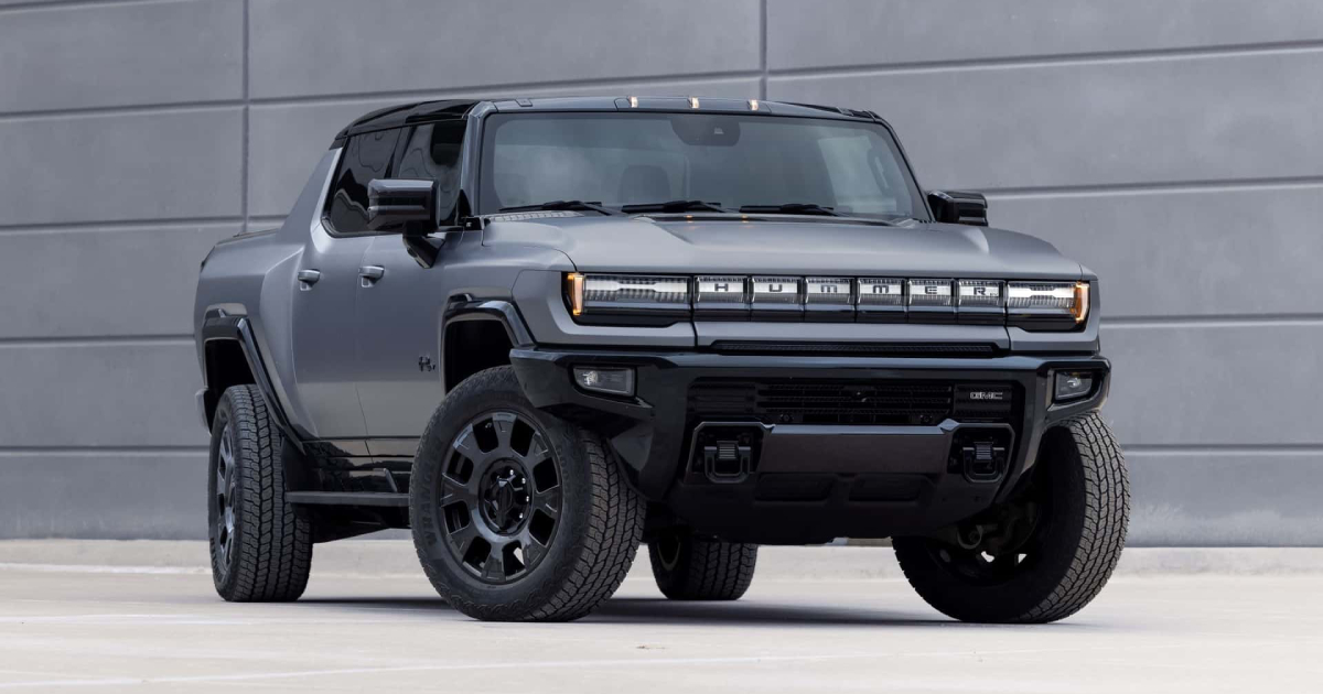 De Tragador de Combustible a Guerrero Ecológico: La Evolución del GMC Hummer GMC Hummer EV: La Bestia Icónica Renace como un Gigante Eléctrico
