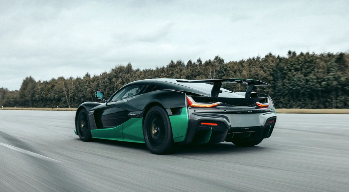 275,74 km/h - El coche eléctrico Rimac Nevera bate el récord mundial de velocidad con tracción trasera 275,74 km/h - El coche eléctrico Rimac Nevera bate el récord mundial de velocidad con tracción trasera