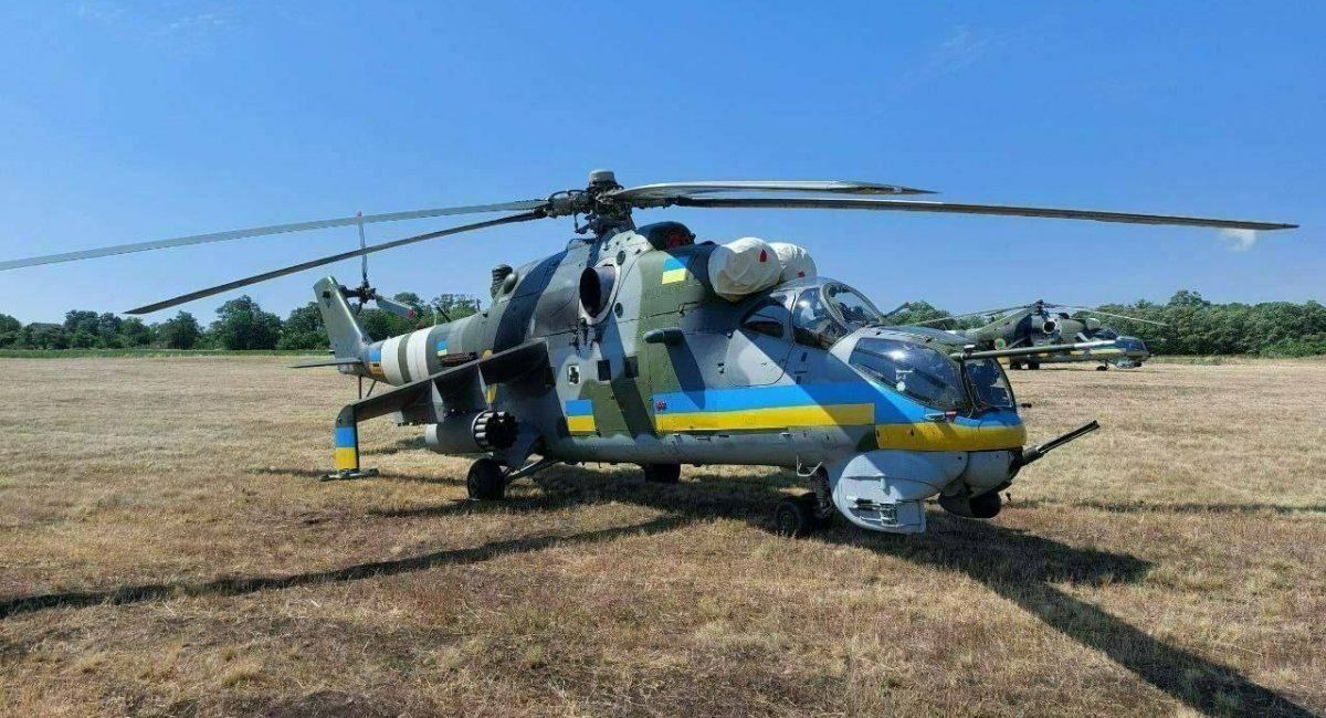 La Fuerza Aérea de Ucrania muestra un espectacular vídeo de los helicópteros de ataque Mi-24V y Mi-17 La Fuerza Aérea de Ucrania muestra un espectacular vídeo de los helicópteros de ataque Mi-24V y Mi-17