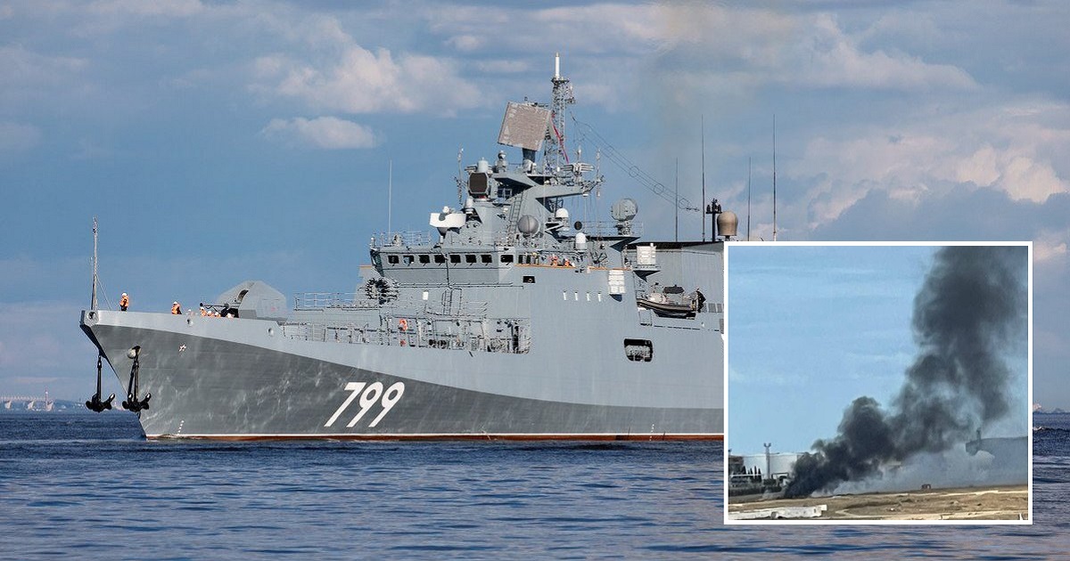 Buque de guerra ruso... Los aviones no tripulados de la marina atacaron al menos tres buques rusos, incluido el nuevo buque insignia Almirante Makarov, que sustituyó al crucero Moscú Buque de guerra ruso... Los aviones no tripulados de la marina atacaron al menos tres buques rusos, incluido el nuevo buque insignia Almirante Makarov, que sustituyó al crucero Moscú