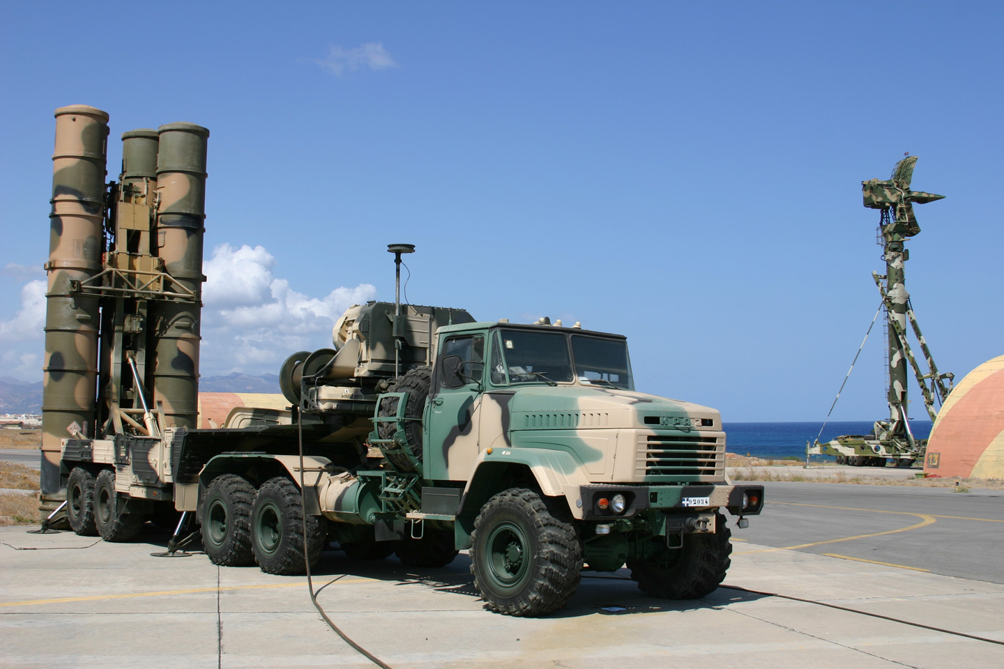 Rusia dispara misiles contra Ucrania desde sistemas de defensa aérea S-300 mejorados con navegación GPS y proyectiles explosivos Rusia dispara misiles contra Ucrania desde sistemas de defensa aérea S-300 mejorados con navegación GPS y proyectiles explosivos