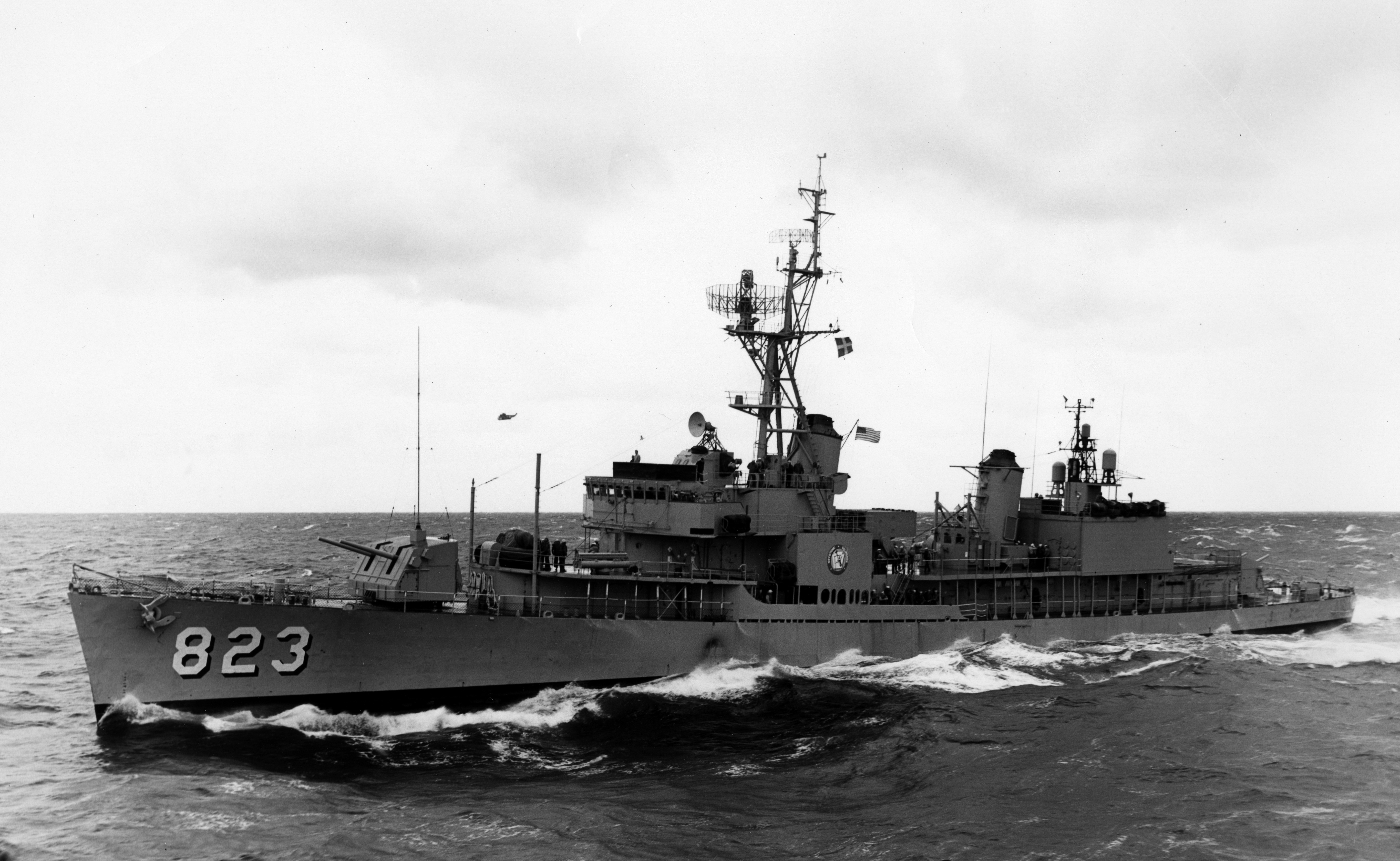 El destructor hundido USS Samuel B Roberts de la Segunda Guerra Mundial fue encontrado en el Océano Pacífico a una profundidad de 6,9 km. El destructor hundido USS Samuel B Roberts de la Segunda Guerra Mundial fue encontrado en el Océano Pacífico a una profundidad de 6,9 km.