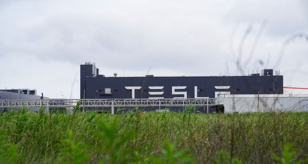 La Gigafactoría de Tesla en Shanghái tuvo 13 meses para producir su segundo millón de coches eléctricos La Gigafactoría de Tesla en Shanghái tuvo 13 meses para producir su segundo millón de coches eléctricos