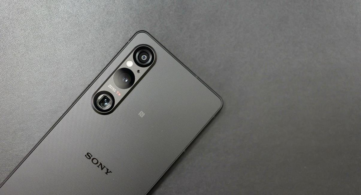 Se rumorea que el Xperia 1 VI se deshará de dos cosas que hacen únicos a los teléfonos de Sony