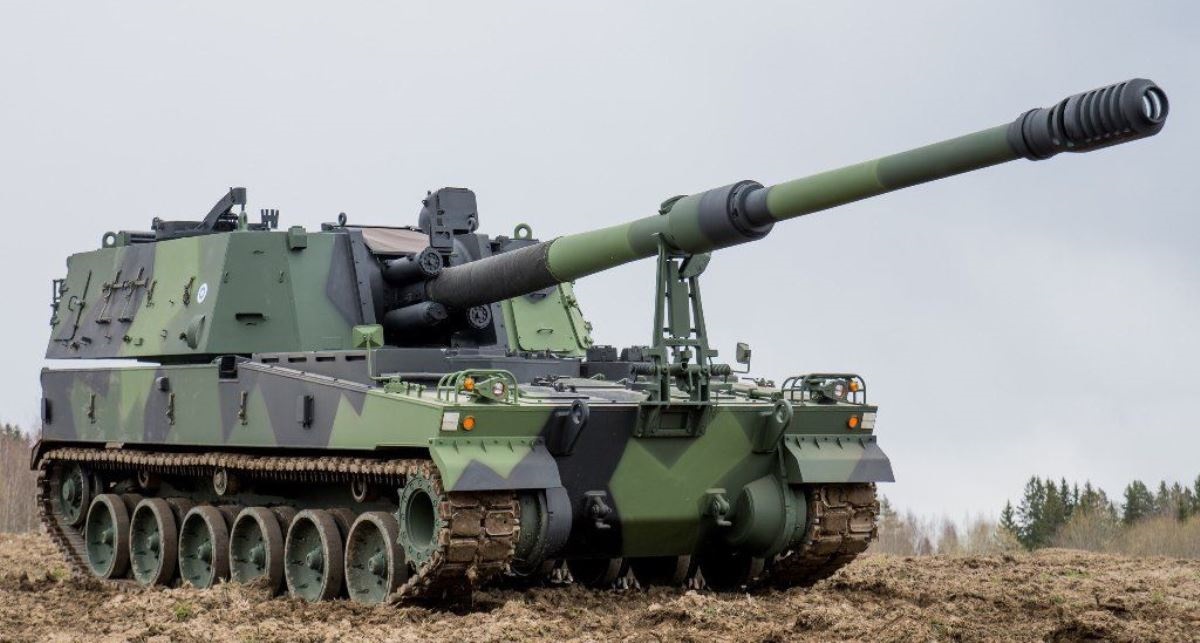 La República de Corea invierte 1.810 millones de dólares en modernizar el obús autopropulsado K9 Thunder La República de Corea invierte 1.810 millones de dólares en modernizar el obús autopropulsado K9 Thunder