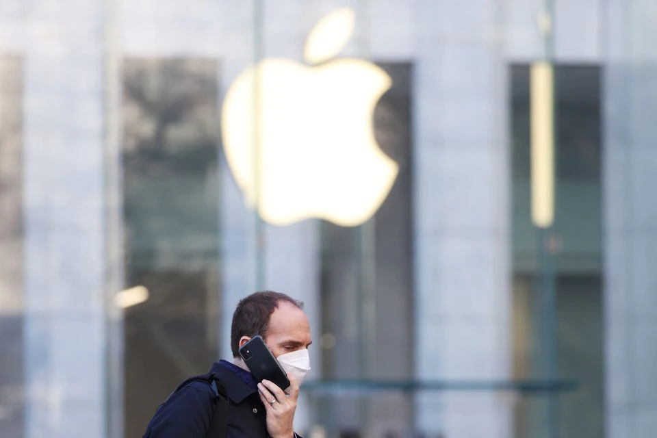 El tribunal francés reduce la multa antimonopolio de Apple en casi tres veces, hasta los 372 millones de euros El tribunal francés reduce la multa antimonopolio de Apple en casi tres veces, hasta los 372 millones de euros