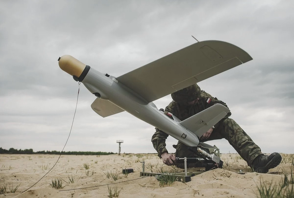 Polonia recauda 830.000 dólares para comprar drones kamikaze Warmate para Ucrania Polonia recauda 830.000 dólares para comprar drones kamikaze Warmate para Ucrania