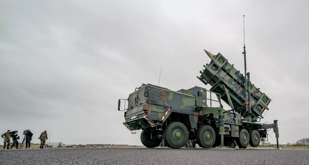 Austria, tras Suiza, quiere sumarse al multimillonario programa de defensa antimisiles Sky Shield para proteger a Europa de los misiles balísticos rusos. Austria, tras Suiza, quiere sumarse al multimillonario programa de defensa antimisiles Sky Shield para proteger a Europa de los misiles balísticos rusos.