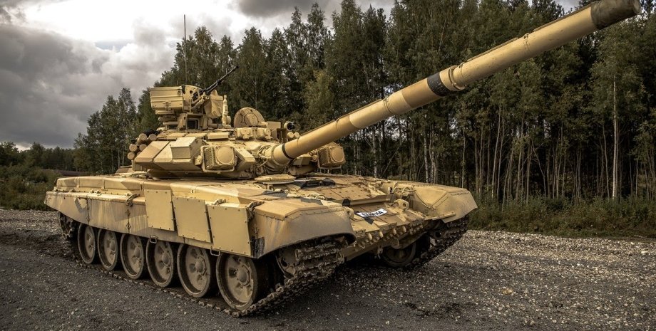 Las Fuerzas Armadas ucranianas capturan por primera vez un tanque ruso de exportación T-90S, modernizado con protección dinámica y un nuevo sistema de control de tiro Las Fuerzas Armadas ucranianas capturan por primera vez un tanque ruso de exportación T-90S, modernizado con protección dinámica y un nuevo sistema de control de tiro