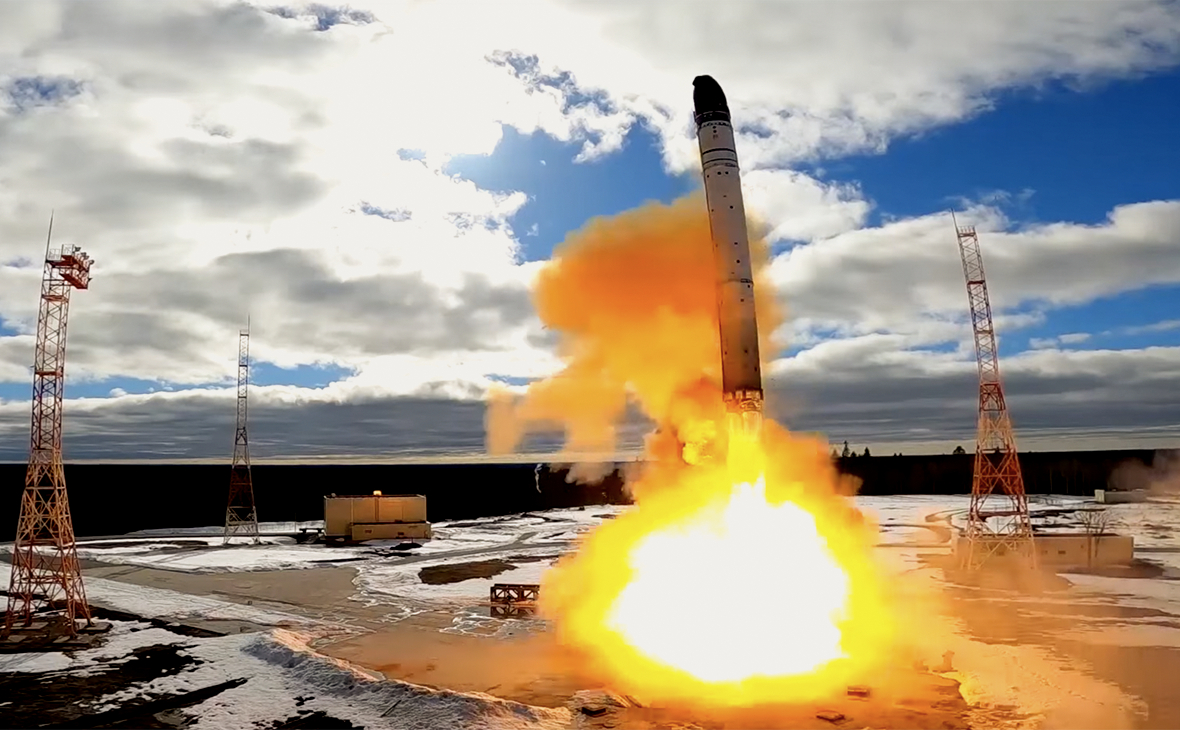 Rusia presenta el misil nuclear Sarmat, anuncia pruebas y producción en serie Rusia presenta el misil nuclear Sarmat, anuncia pruebas y producción en serie