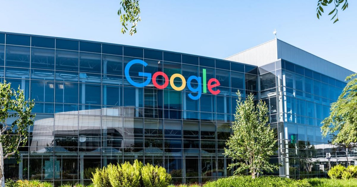 Google deberá pagar una multa de 391,5 millones de dólares por recopilar ilegalmente datos de geolocalización de más de 2.000 millones de usuarios Google deberá pagar una multa de 391,5 millones de dólares por recopilar ilegalmente datos de geolocalización de más de 2.000 millones de usuarios