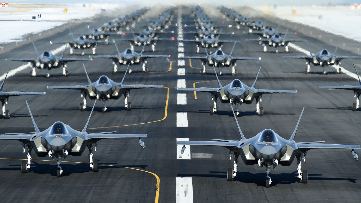 El Pentágono pierde cientos de miles de piezas para los cazas de quinta generación F-35 por valor de más de 85 millones de dólares El Pentágono pierde cientos de miles de piezas para los cazas de quinta generación F-35 por valor de más de 85 millones de dólares