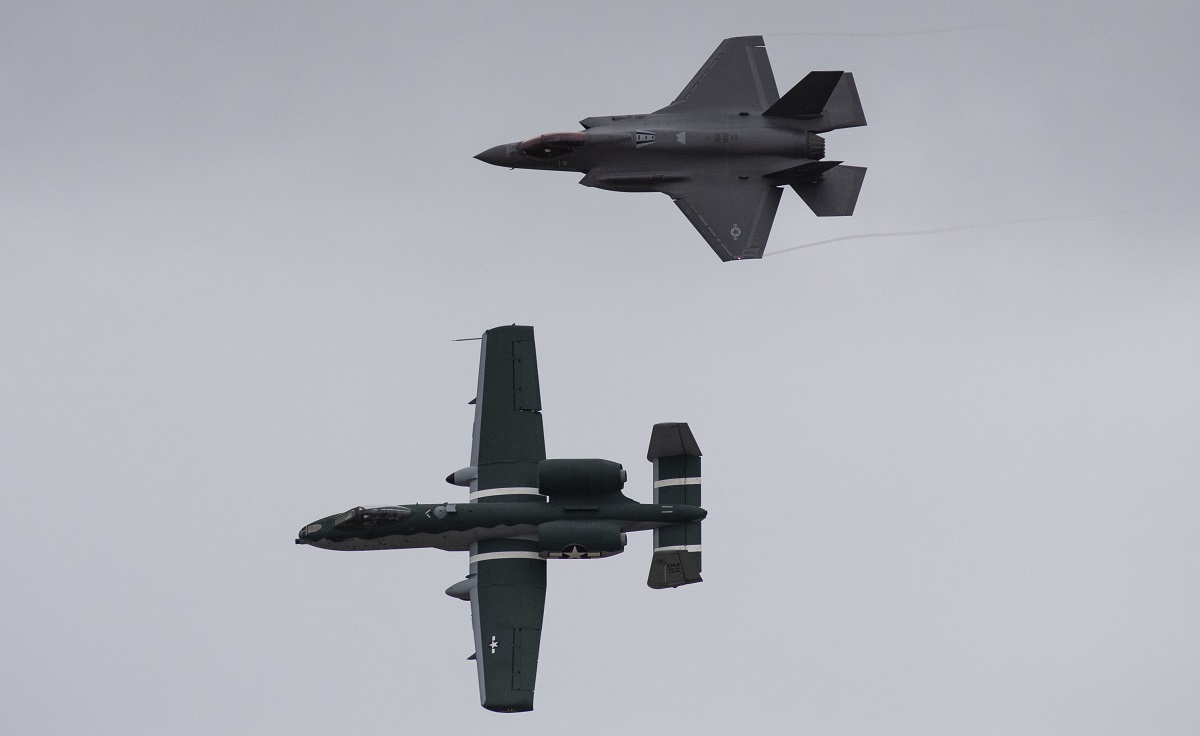 La Base Aérea de Moody sustituirá los emblemáticos aviones A-10 Thunderbolt II por cazas de quinta generación F-35 Lightning II La Base Aérea de Moody sustituirá los emblemáticos aviones A-10 Thunderbolt II por cazas de quinta generación F-35 Lightning II