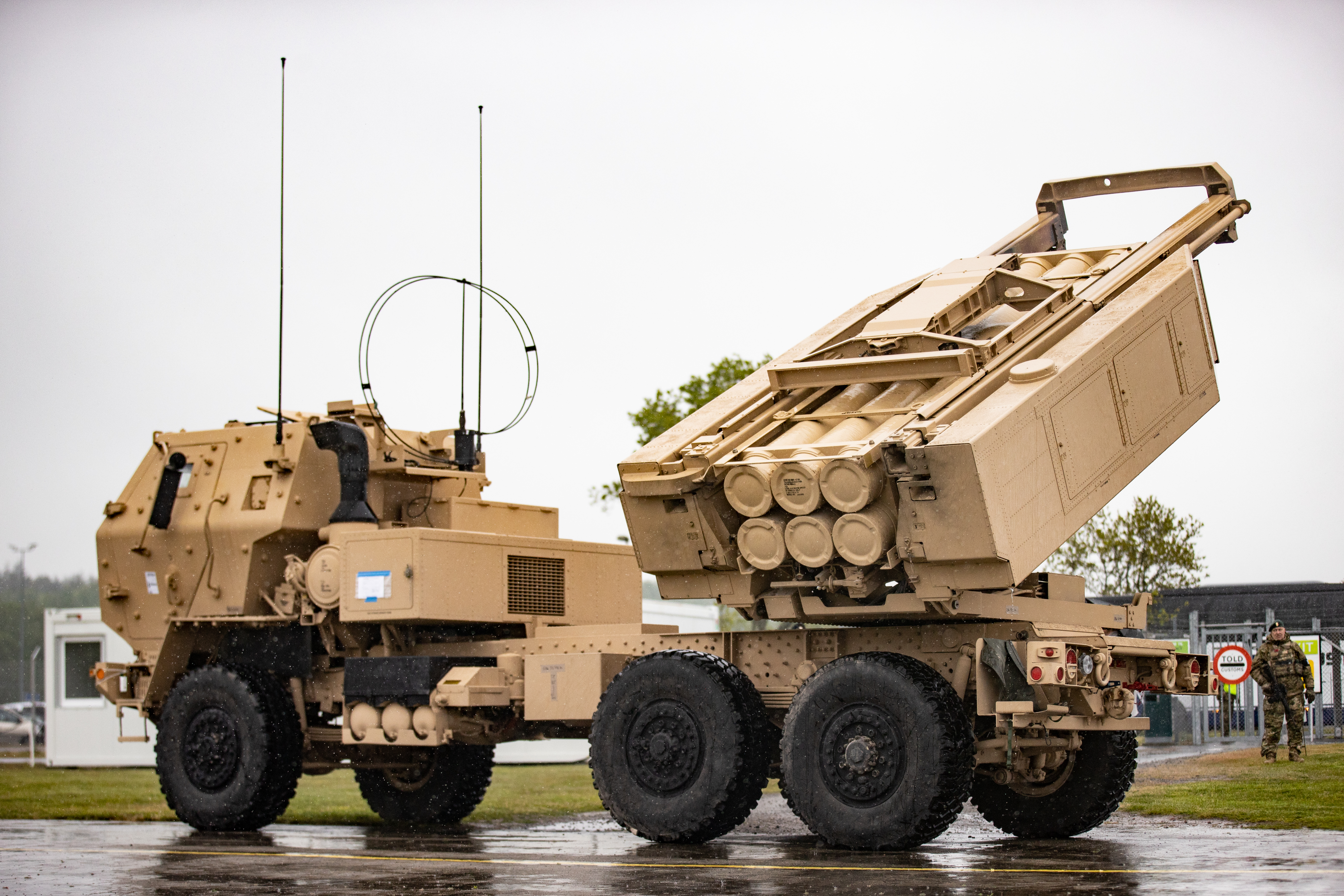 Ucrania quiere sistemas de misiles HIMARS usados para acelerar las entregas Ucrania quiere sistemas de misiles HIMARS usados para acelerar las entregas