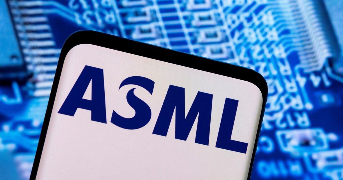 ASML aumentará sus ingresos hasta los 60.000 millones de euros en 2030, aunque deje de exportar equipos a China por completo ASML aumentará sus ingresos hasta los 60.000 millones de euros en 2030, aunque deje de exportar equipos a China por completo