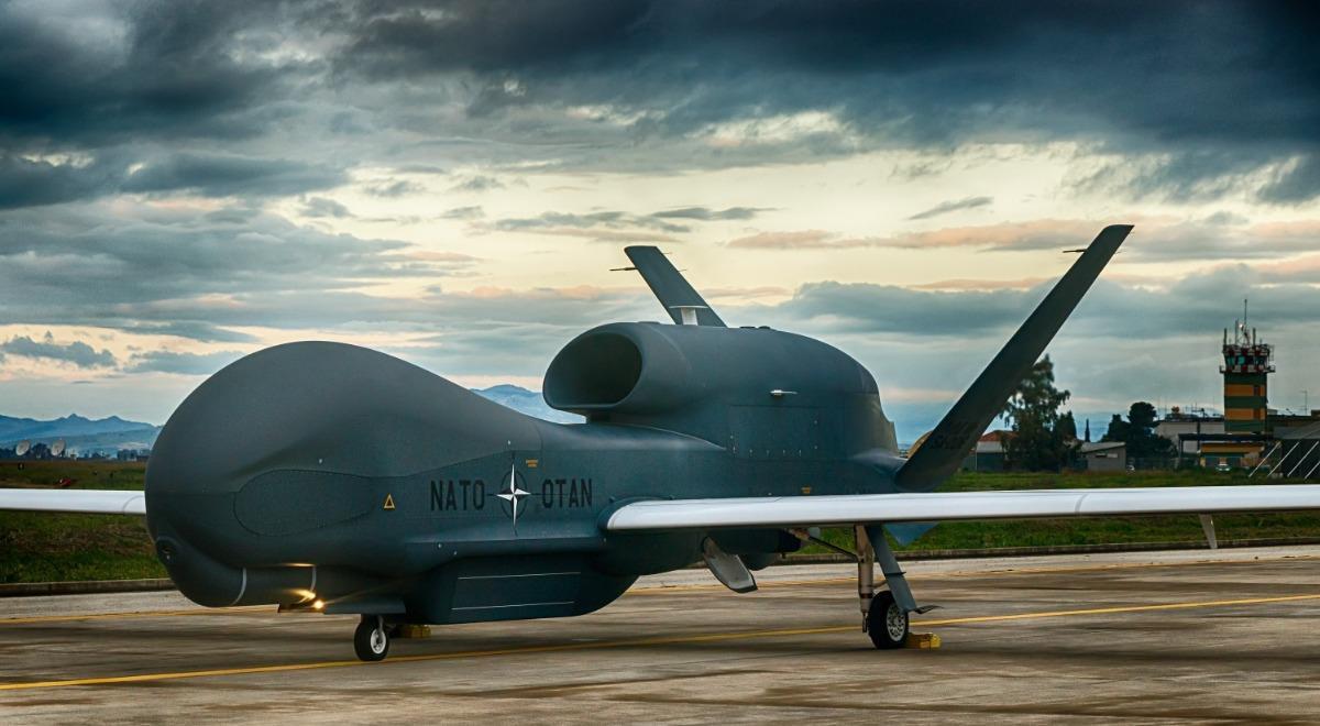 Northrop Grumman recibe 13 millones de dólares para desarrollar un radar para el dron RQ-4D Phoenix de la OTAN Northrop Grumman recibe 13 millones de dólares para desarrollar un radar para el dron RQ-4D Phoenix de la OTAN