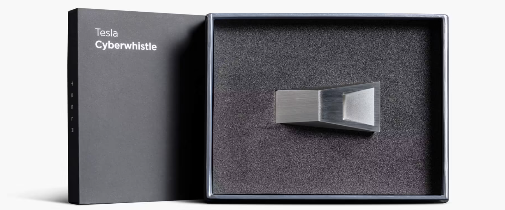 Elon Musk anunció cyber whistles por $ 50: todo el lote ya se ha agotado Elon Musk anunció cyber whistles por $ 50: todo el lote ya se ha agotado