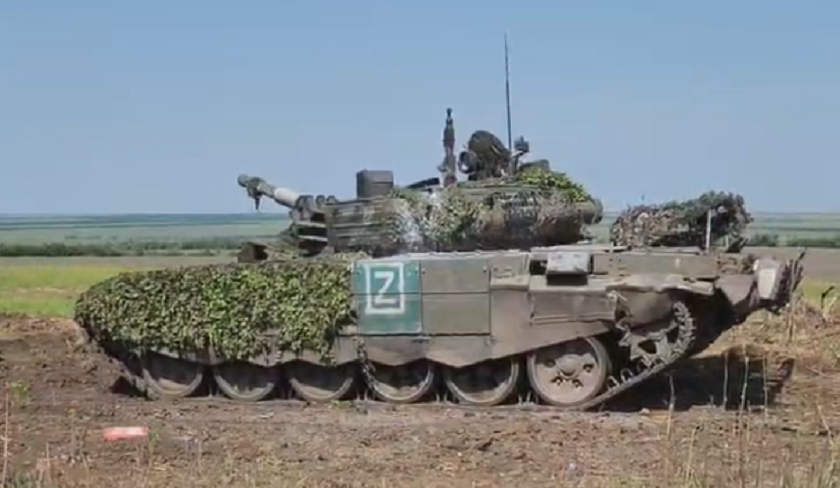 Las Fuerzas de Defensa ucranianas se apoderan de un moderno tanque ruso T-72B3 actualizado en 2016 Las Fuerzas de Defensa ucranianas se apoderan de un moderno tanque ruso T-72B3 actualizado en 2016