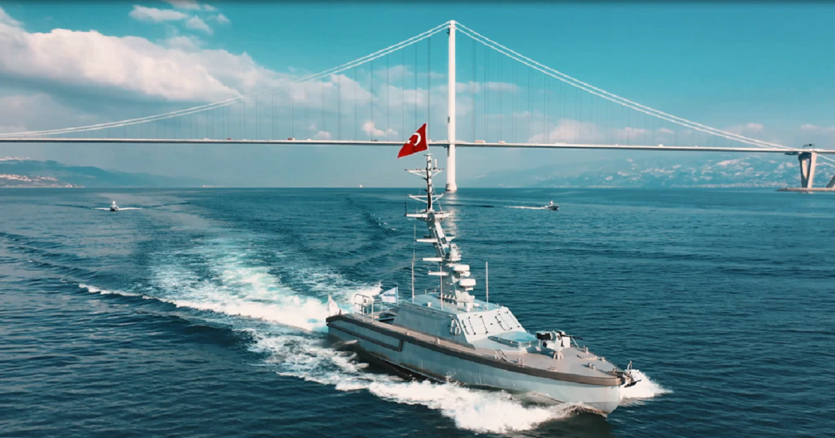 Turquía presenta el barco no tripulado MIR con misiles Roketsan para contrarrestar los submarinos Turquía presenta el barco no tripulado MIR con misiles Roketsan para contrarrestar los submarinos