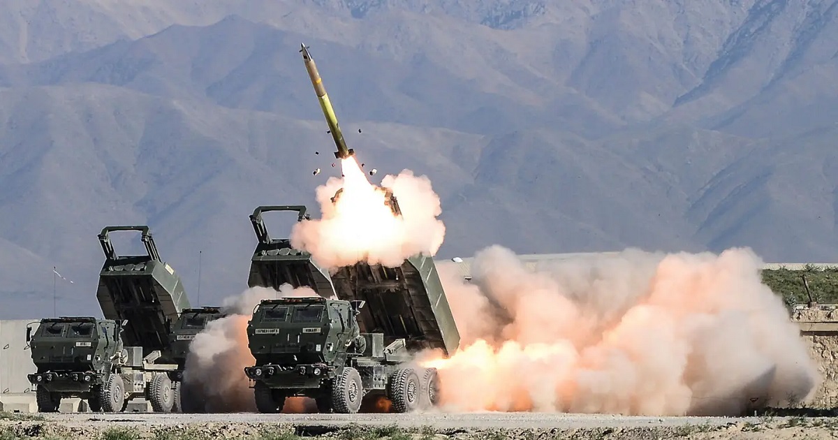Lockheed Martin recibió 521 millones de dólares para reabastecer el GMLRS tras las entregas a gran escala de misiles guiados a Ucrania Lockheed Martin recibió 521 millones de dólares para reabastecer el GMLRS tras las entregas a gran escala de misiles guiados a Ucrania