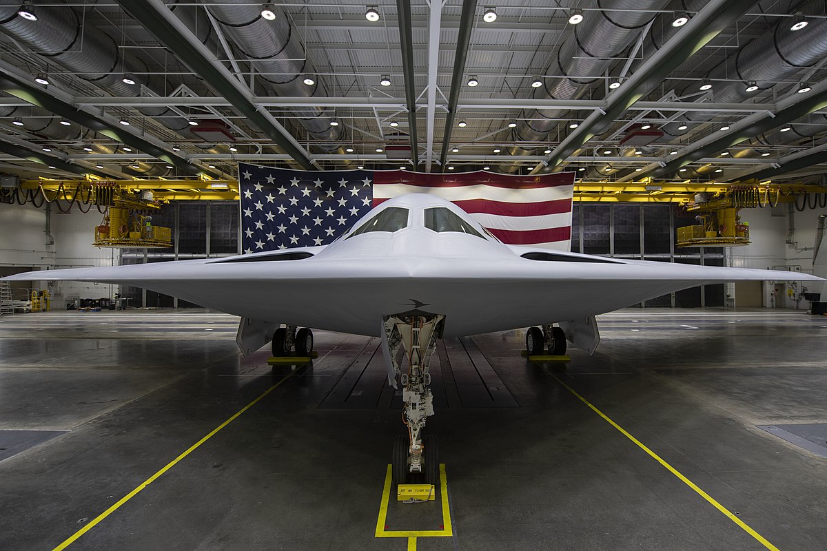 Northrop Grumman espera conseguir el primer contrato para la producción de la próxima generación de bombarderos nucleares B-21 Raider a finales de año Northrop Grumman espera conseguir el primer contrato para la producción de la próxima generación de bombarderos nucleares B-21 Raider a finales de año