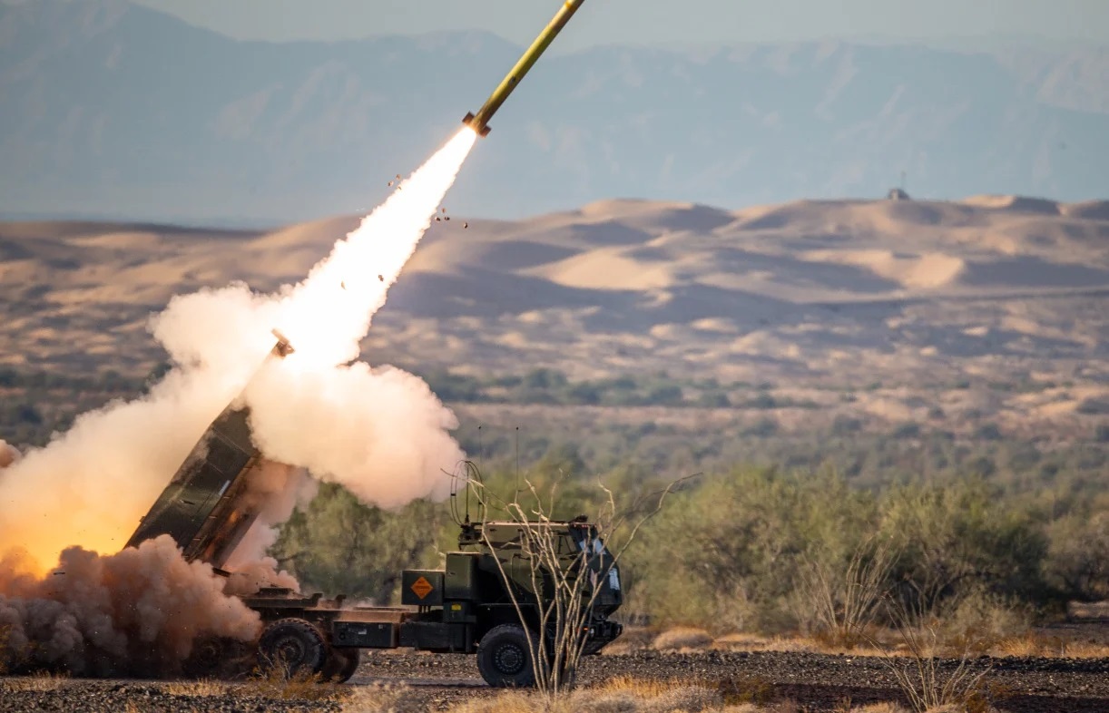 Los HIMARS volvieron a destruir un cuarteto de obuses rusos autopropulsados Msta-S de 152 mm en Ucrania Los HIMARS volvieron a destruir un cuarteto de obuses rusos autopropulsados Msta-S de 152 mm en Ucrania