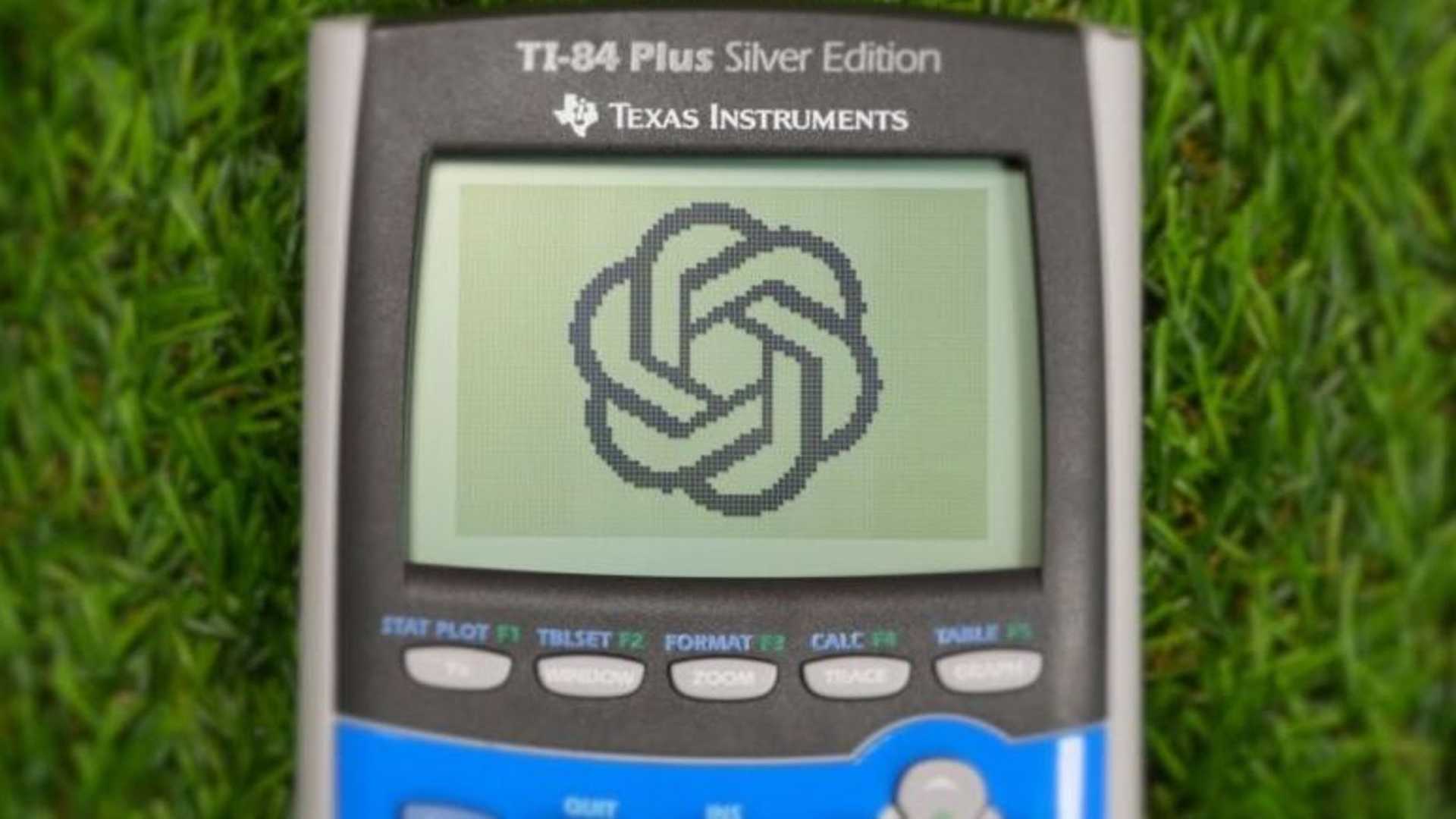 Un aficionado ha adaptado la calculadora gráfica TI-84 para que funcione con ChatGPT y acceso a Internet Un aficionado ha adaptado la calculadora gráfica TI-84 para que funcione con ChatGPT y acceso a Internet