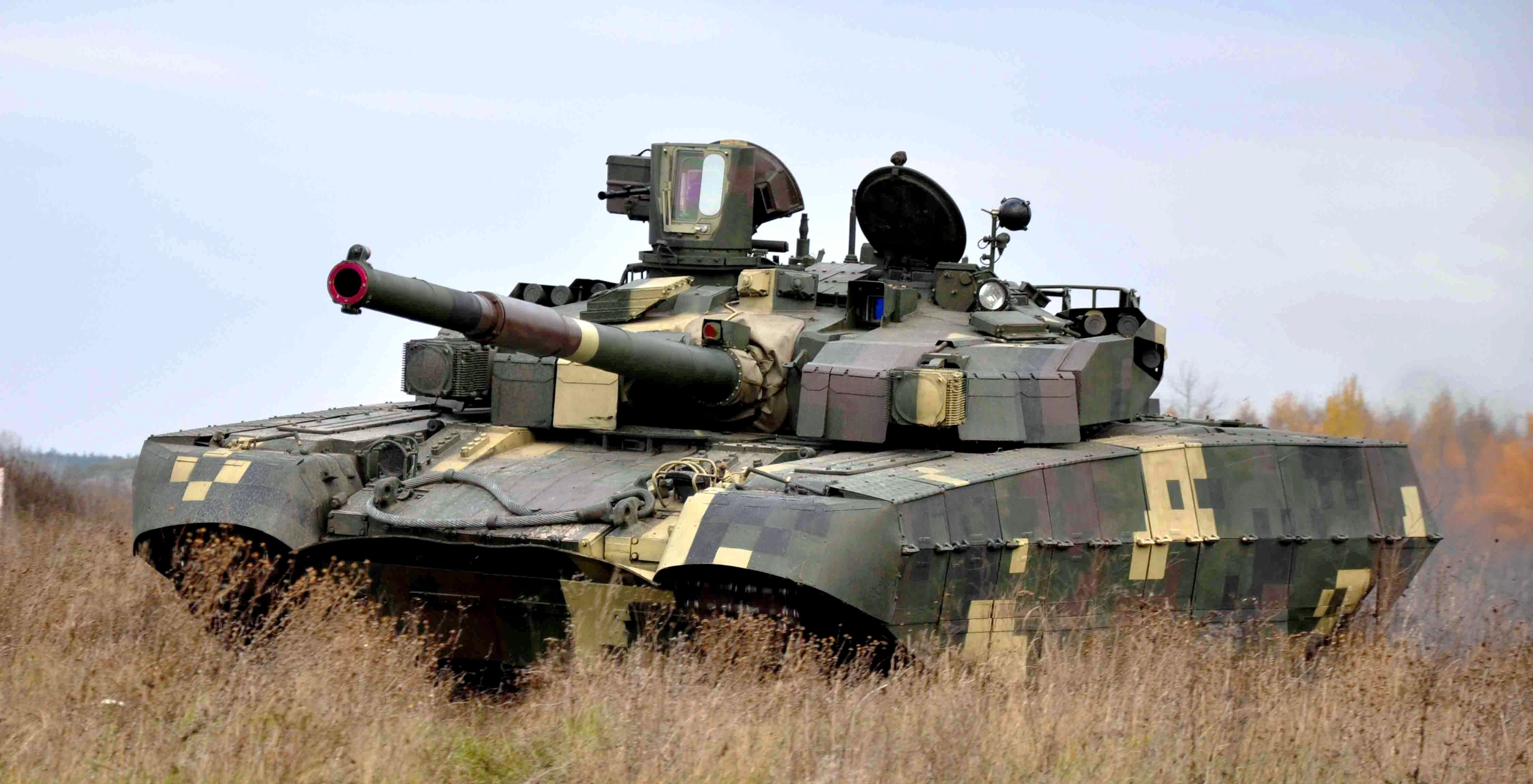 Las Fuerzas Armadas muestran en acción un tanque ucraniano Oplot muy raro - Ucrania sólo tiene seis vehículos de combate de este tipo