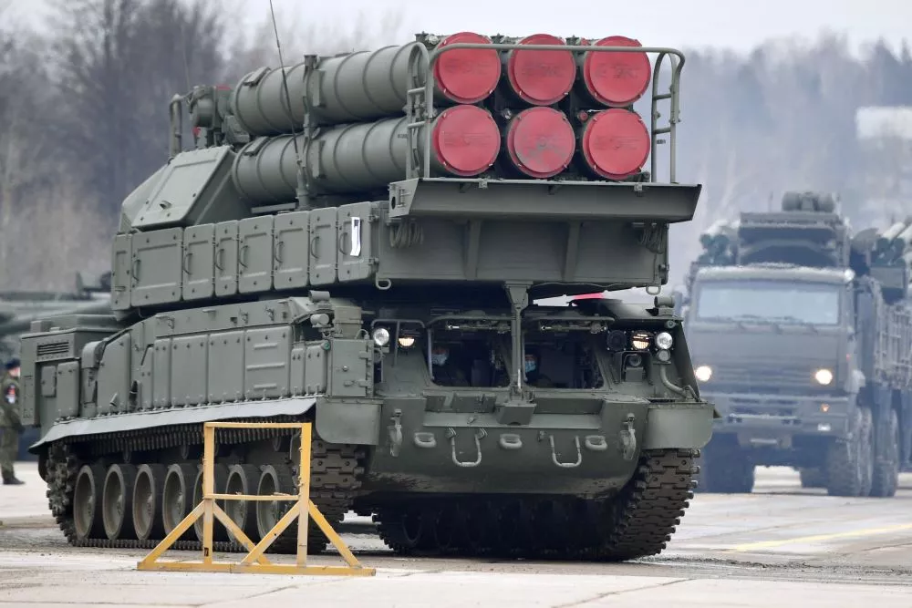 Artilleros ucranianos publican un espectacular vídeo de la destrucción del último sistema SAM Buk-M3 de Rusia Artilleros ucranianos publican un espectacular vídeo de la destrucción del último sistema SAM Buk-M3 de Rusia