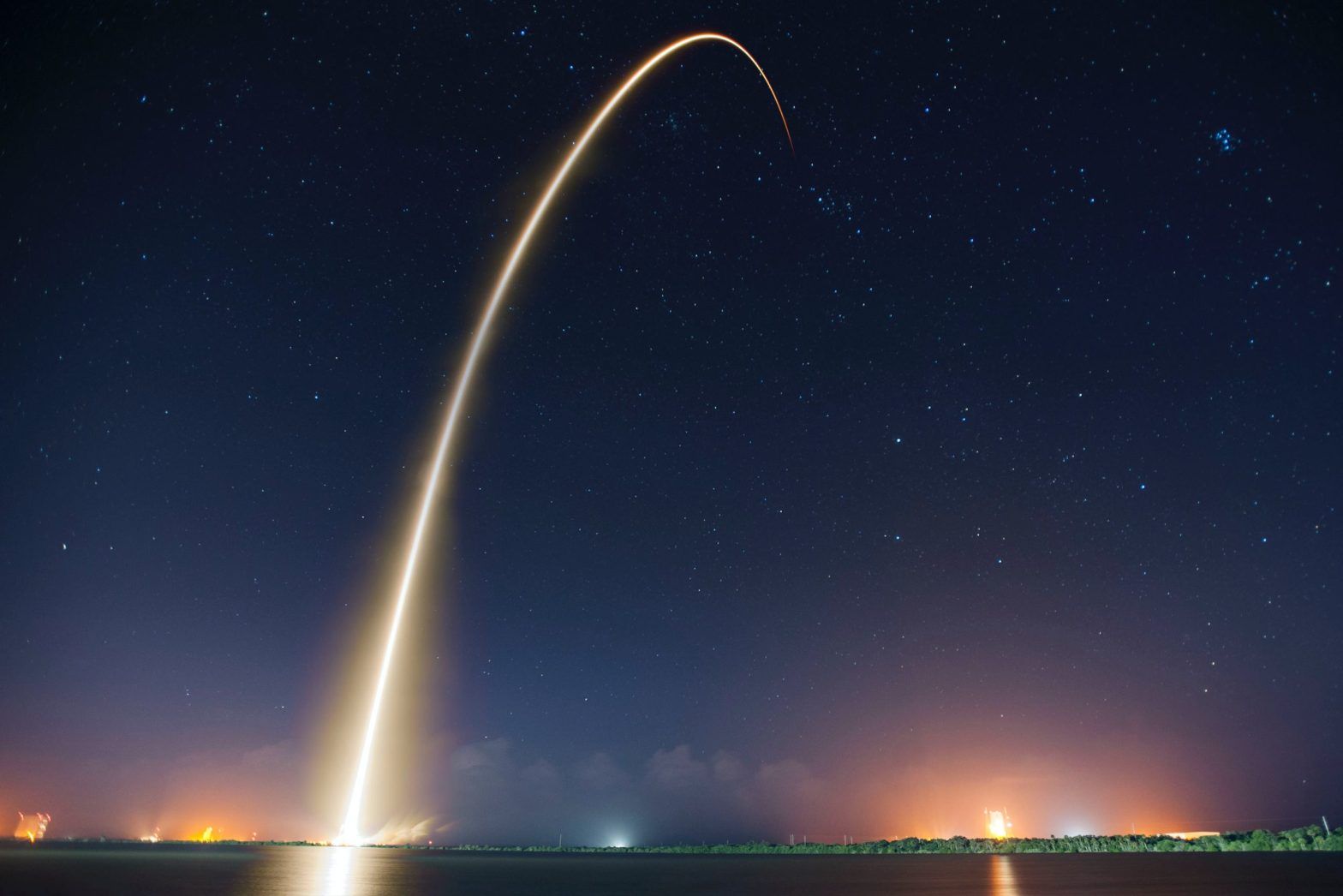 Elon Musk habló sobre los nuevos satélites Starlink 2.0: no serán lanzados a órbita por Falcon 9, sino por Starship Elon Musk habló sobre los nuevos satélites Starlink 2.0: no serán lanzados a órbita por Falcon 9, sino por Starship