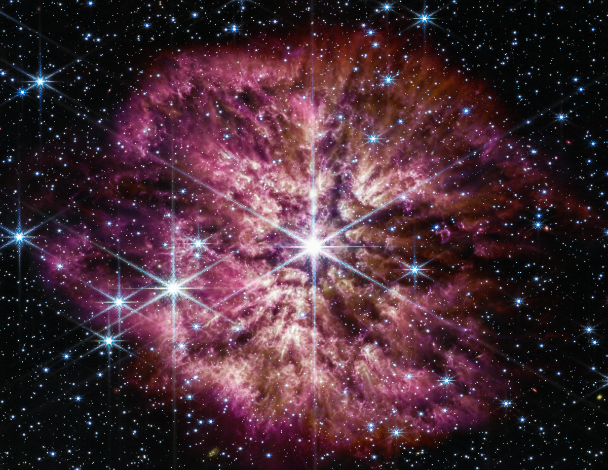 James Webb envía la foto más rara de la estrella que se convertirá en supernova James Webb envía la foto más rara de la estrella que se convertirá en supernova