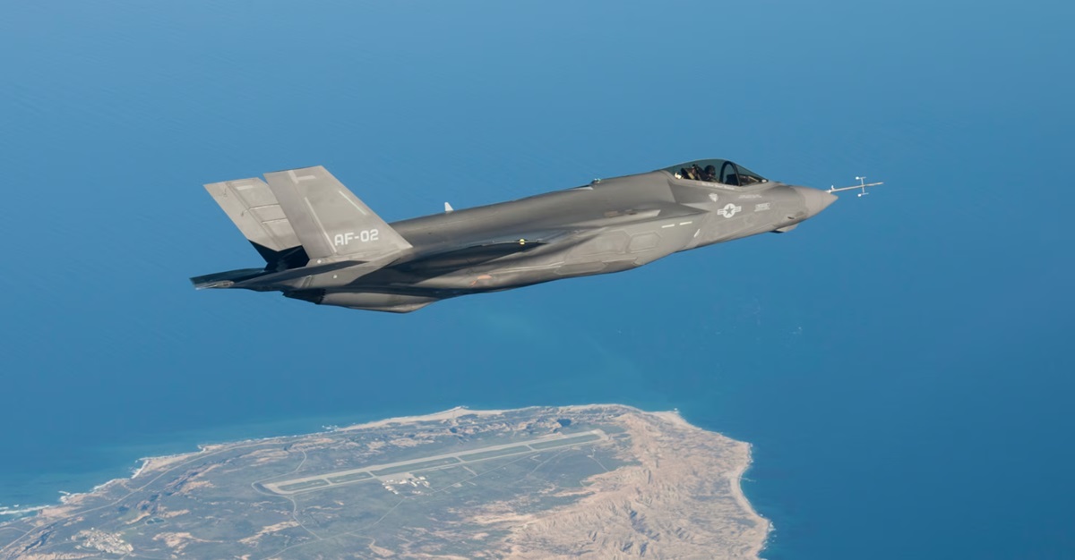 La Marina estadounidense quiere equipar los cazas de quinta generación F-35 Lightning II con los nuevos misiles JAGM-F La Marina estadounidense quiere equipar los cazas de quinta generación F-35 Lightning II con los nuevos misiles JAGM-F