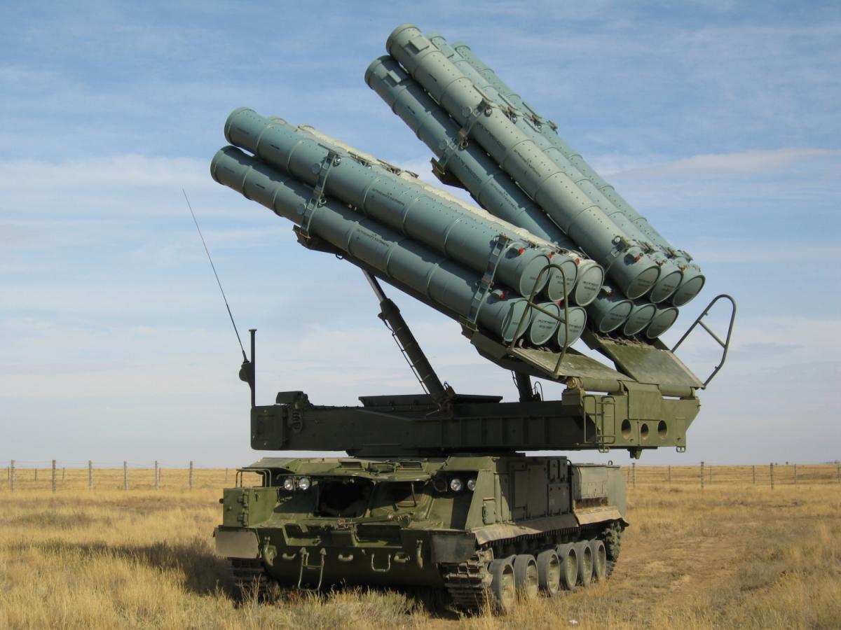 El SAM Buk-M3 de última generación no impidió que un dron atacara una refinería de petróleo en rusia a 300 km de la línea del frente El SAM Buk-M3 de última generación no impidió que un dron atacara una refinería de petróleo en rusia a 300 km de la línea del frente