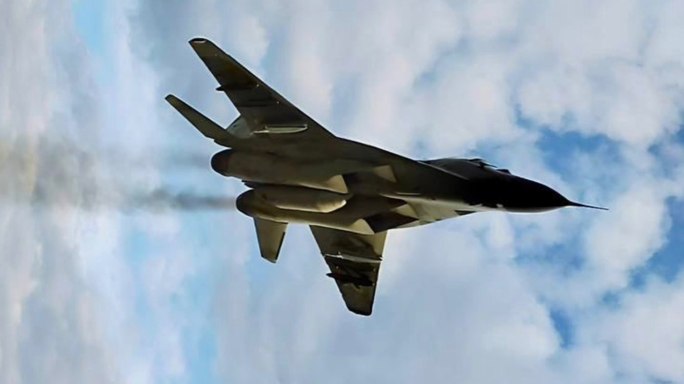 Los cazas MiG-29 ucranianos han recibido misiles señuelo ADM-160 MALD, que pueden combinarse con misiles ATACMS y Storm Shadow/SCALP-EG. Los cazas MiG-29 ucranianos han recibido misiles señuelo ADM-160 MALD, que pueden combinarse con misiles ATACMS y Storm Shadow/SCALP-EG.
