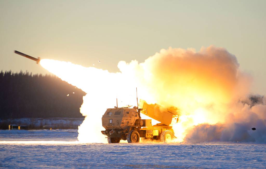 Lituania comprará ocho sistemas de misiles M142 HIMARS con misiles balísticos ATACMS por casi 500 millones de dólares Lituania comprará ocho sistemas de misiles M142 HIMARS con misiles balísticos ATACMS por casi 500 millones de dólares