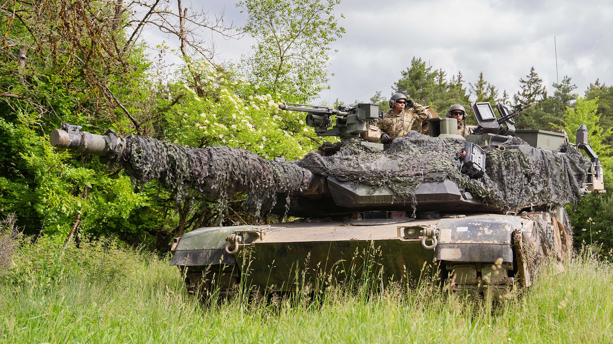 Tanquistas ucranianos muestran cómo se entrenan con tanques estadounidenses M1A1 Abrams Tanquistas ucranianos muestran cómo se entrenan con tanques estadounidenses M1A1 Abrams