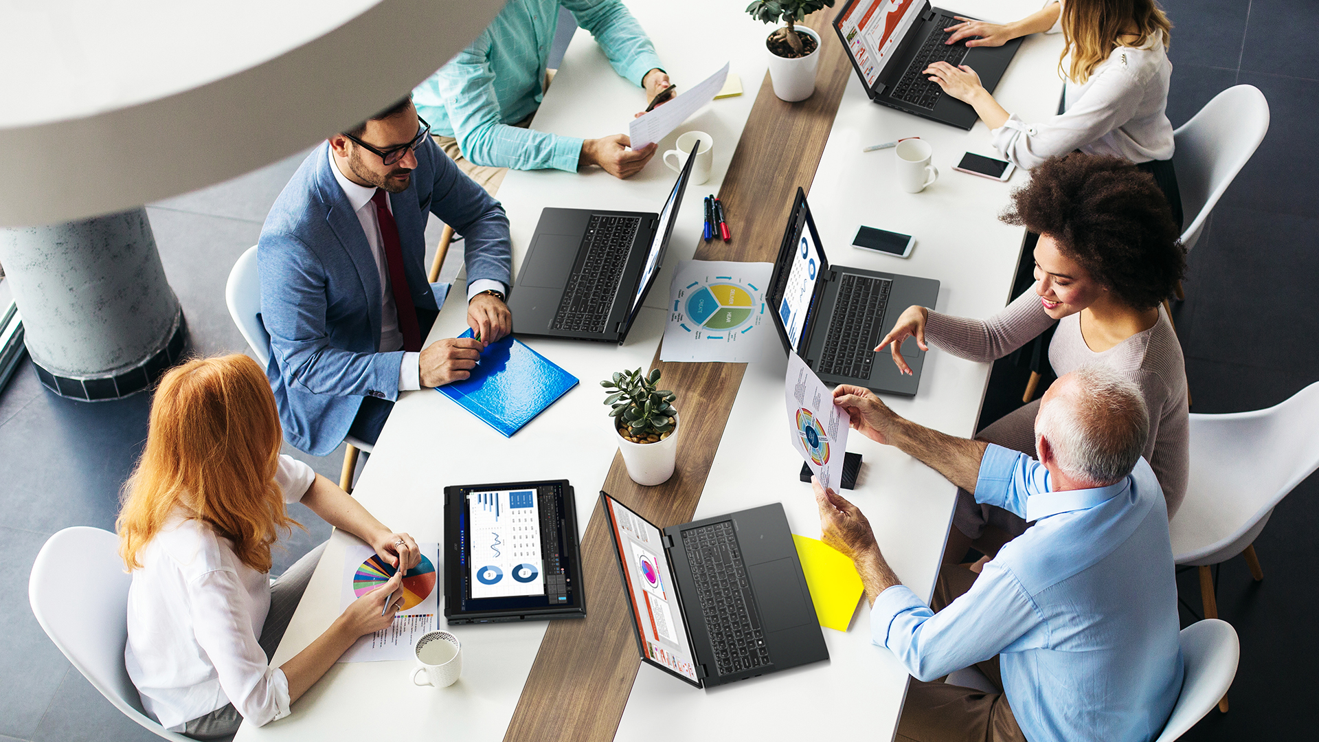 Acer presenta los portátiles TravelMate P4 con chips Intel Raptor Lake, tarjetas gráficas RTX 2050 y soporte 4G desde 1149 euros Acer presenta los portátiles TravelMate P4 con chips Intel Raptor Lake, tarjetas gráficas RTX 2050 y soporte 4G desde 1149 euros