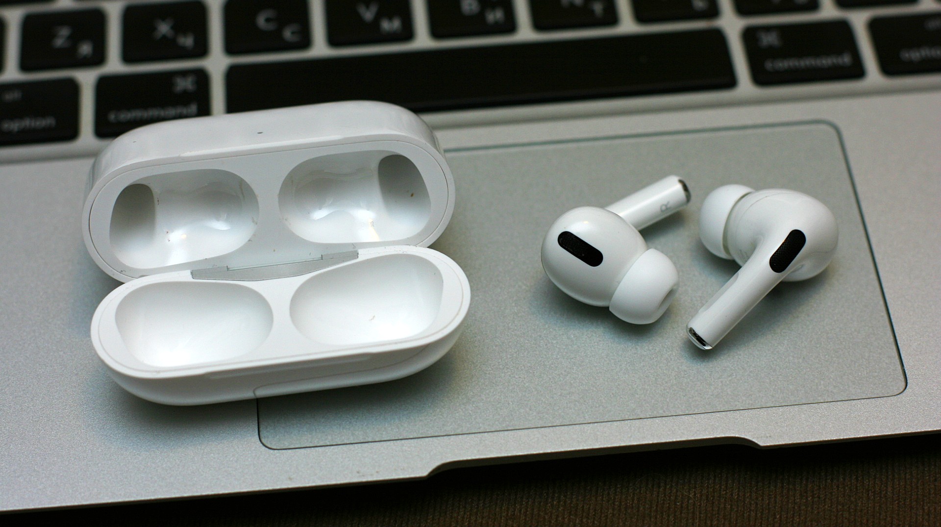 Apple ha creado una herramienta para actualizar manualmente el firmware de AirPods, pero no la obtendrá Apple ha creado una herramienta para actualizar manualmente el firmware de AirPods, pero no la obtendrá