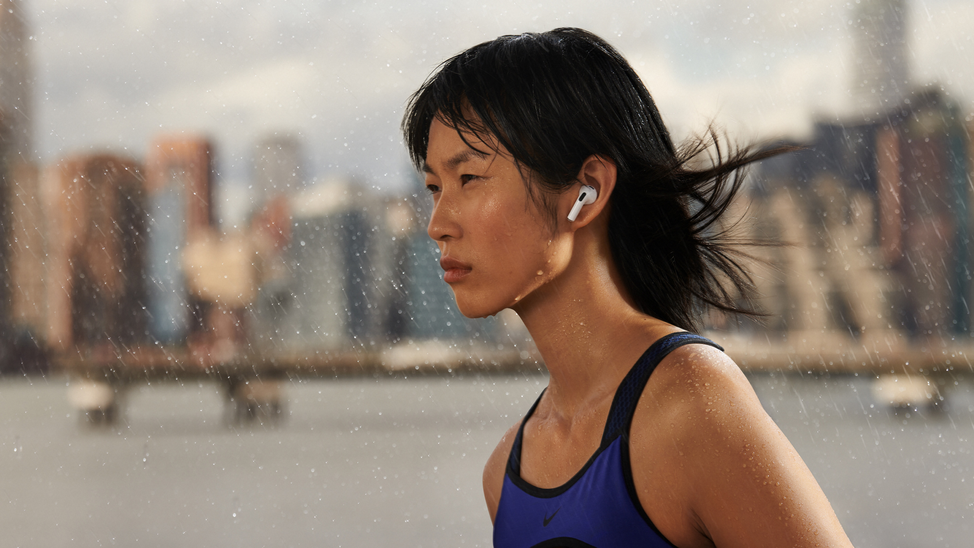 Los AirPods 3 se convirtieron en los primeros auriculares de Apple con un estuche de carga resistente al agua Los AirPods 3 se convirtieron en los primeros auriculares de Apple con un estuche de carga resistente al agua