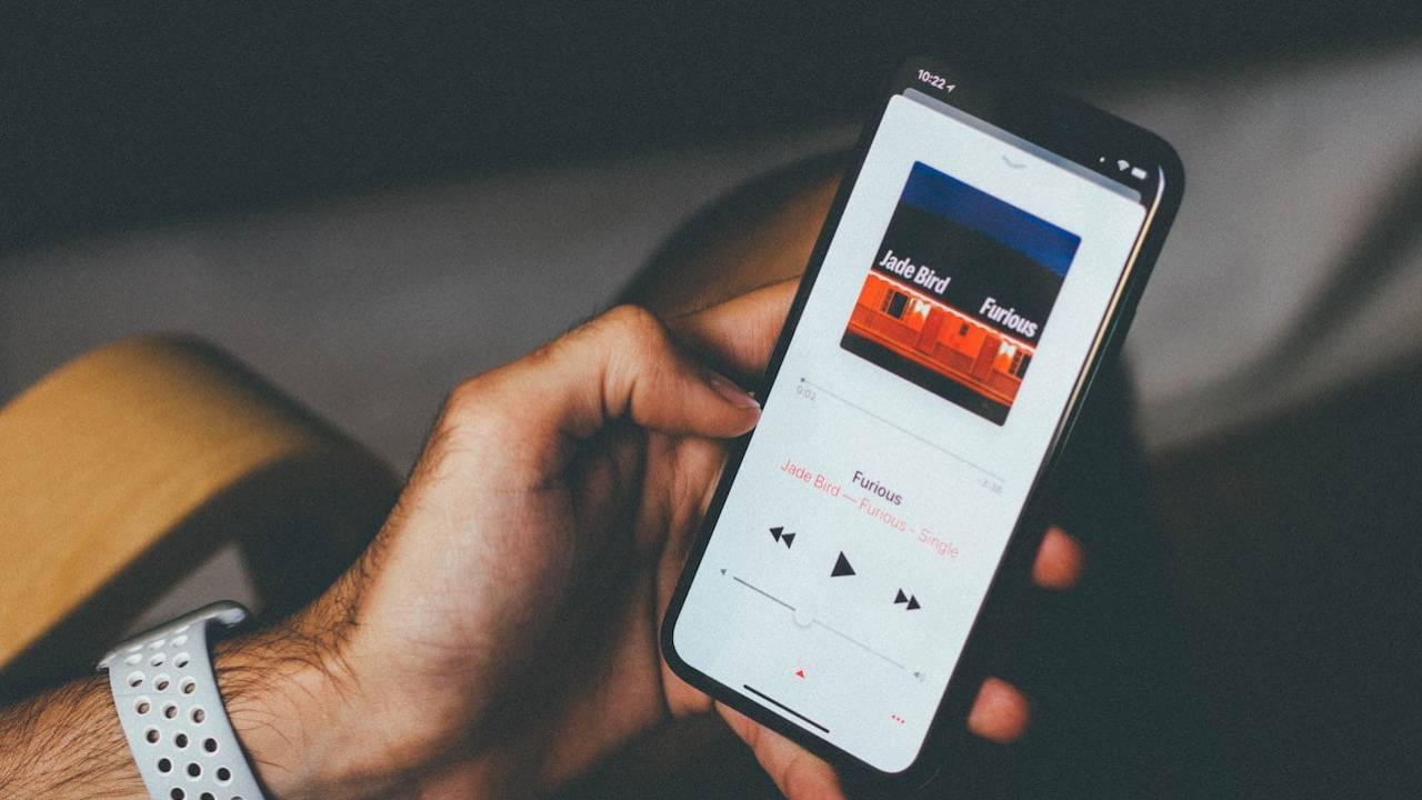Apple compra la start-up AI Music, que crea música al ritmo del corazón del oyente Apple compra la start-up AI Music, que crea música al ritmo del corazón del oyente