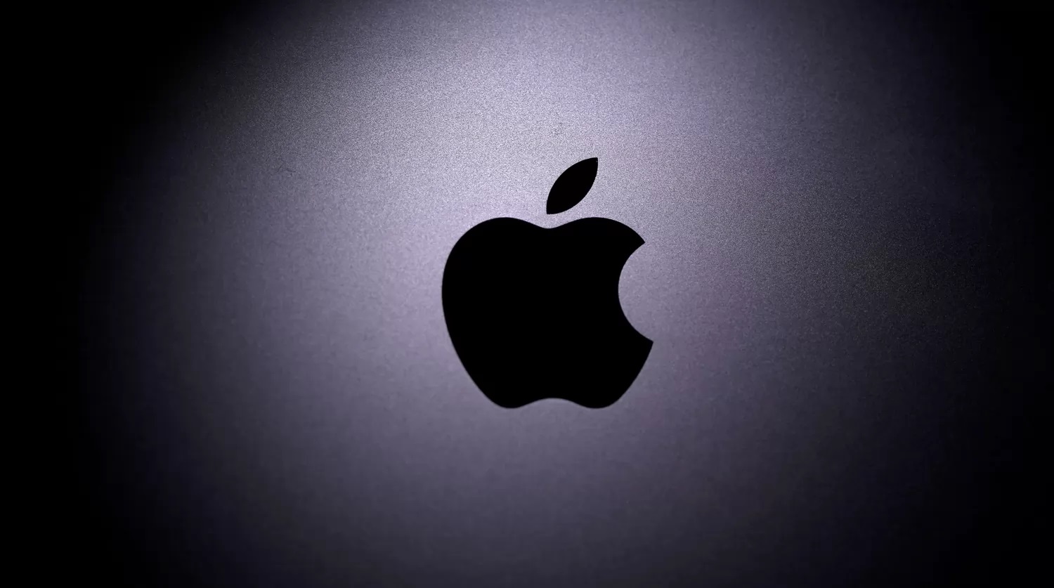 Apple ha superado a Samsung y se ha convertido por primera vez en el líder mundial de ventas de teléfonos inteligentes. Apple ha superado a Samsung y se ha convertido por primera vez en el líder mundial de ventas de teléfonos inteligentes.