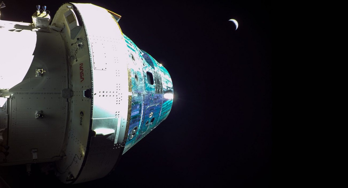 La nave espacial Orión voló a 128 km de la superficie lunar y está de camino a la Tierra, a pesar de una parada de la unidad de potencia en un momento crítico La nave espacial Orión voló a 128 km de la superficie lunar y está de camino a la Tierra, a pesar de una parada de la unidad de potencia en un momento crítico
