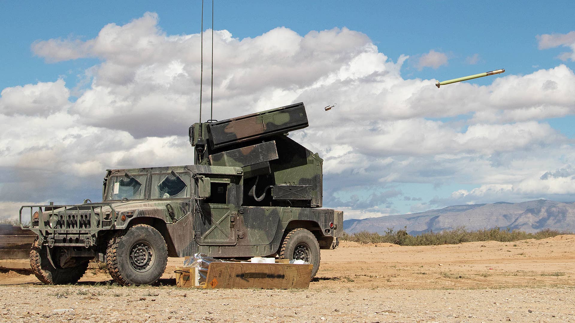 Sistemas de defensa antiaérea Avenger, vehículos de combate Bradley y Stryker, munición para NASAMS y HIMARS: Estados Unidos ha anunciado un nuevo paquete de ayuda militar a Ucrania. Sistemas de defensa antiaérea Avenger, vehículos de combate Bradley y Stryker, munición para NASAMS y HIMARS: Estados Unidos ha anunciado un nuevo paquete de ayuda militar a Ucrania.