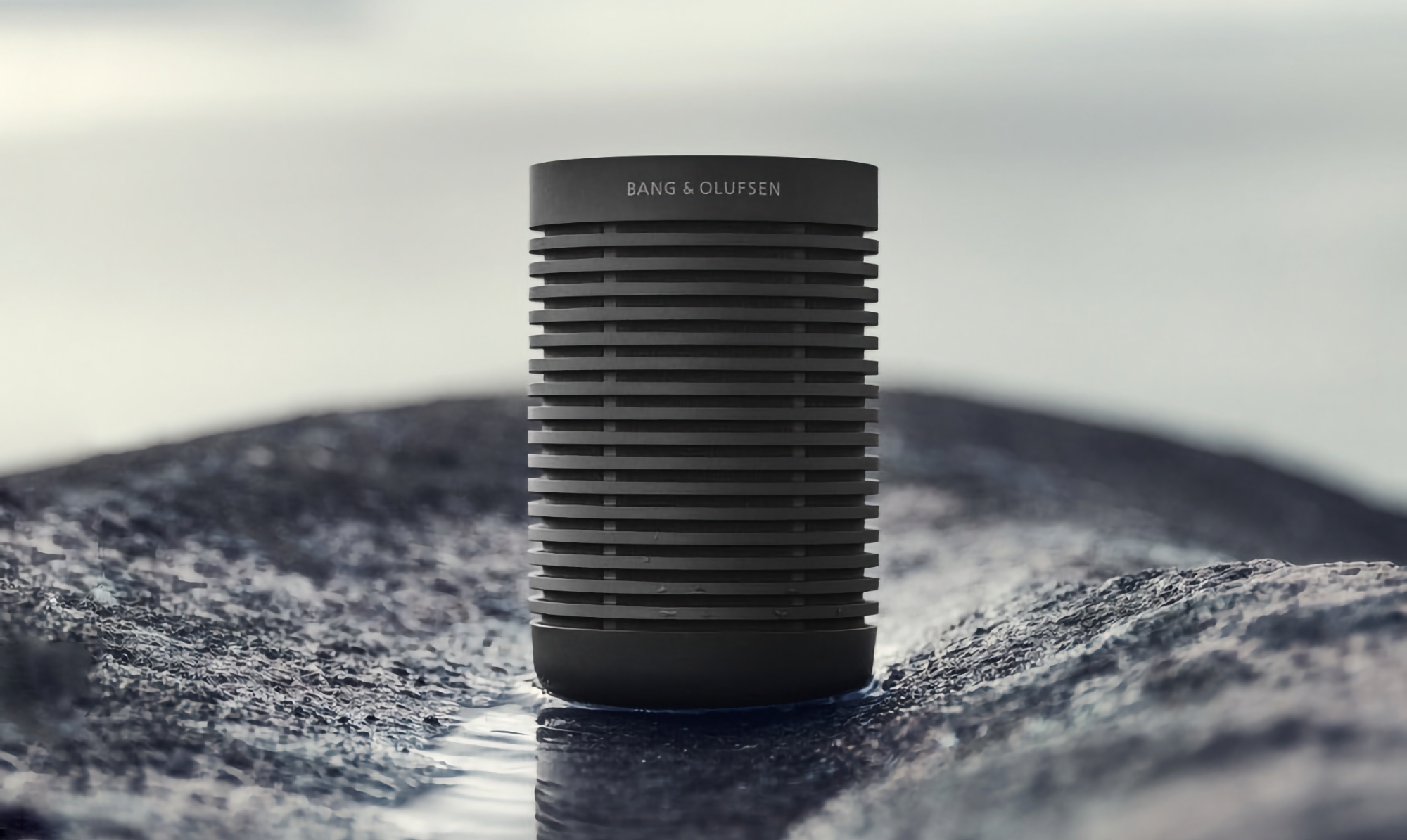 Bang & Olufsen Beosound Explore en Amazon: altavoz inalámbrico con protección IP67 y hasta 27 horas de autonomía con un descuento de 75 €. Bang & Olufsen Beosound Explore en Amazon: altavoz inalámbrico con protección IP67 y hasta 27 horas de autonomía con un descuento de 75 €.