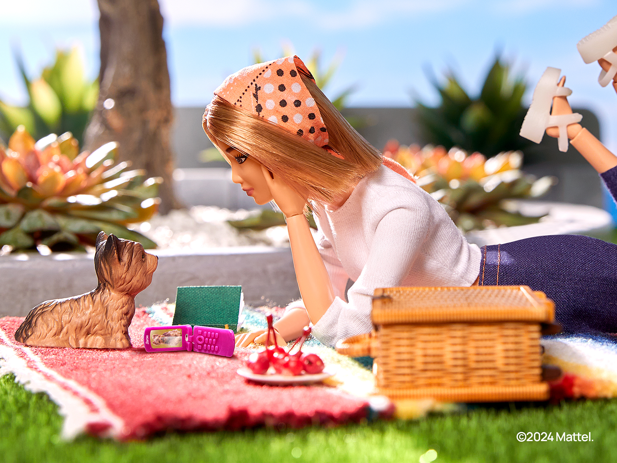 HMD prepara un "clamshell" estilo Barbie y un smartphone modular que se puede reparar en casa HMD prepara un "clamshell" estilo Barbie y un smartphone modular que se puede reparar en casa