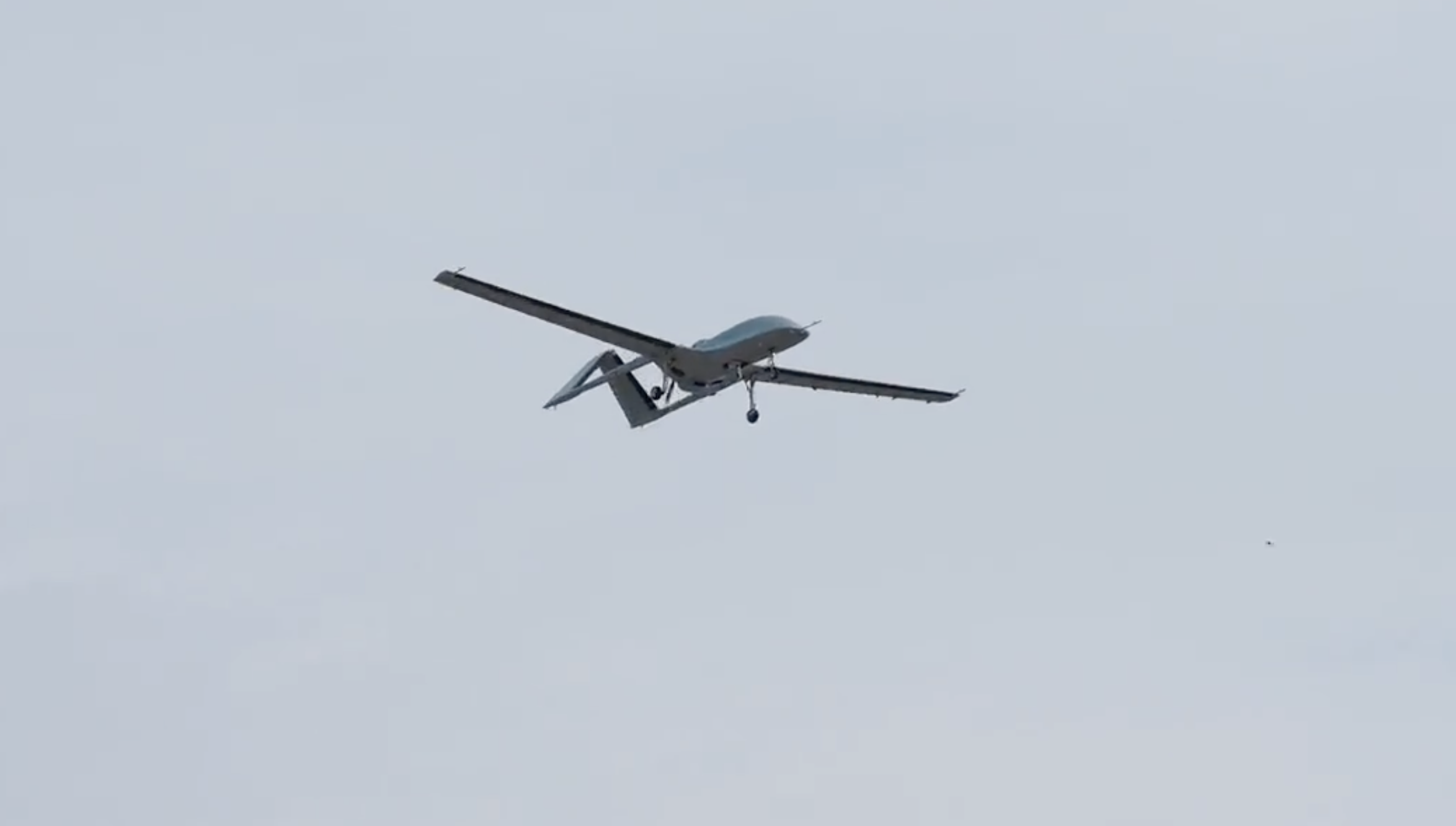 El dron turco Bayraktar TB3 supera con éxito las pruebas de vuelo, el UAV estuvo en el aire durante 4 horas El dron turco Bayraktar TB3 supera con éxito las pruebas de vuelo, el UAV estuvo en el aire durante 4 horas