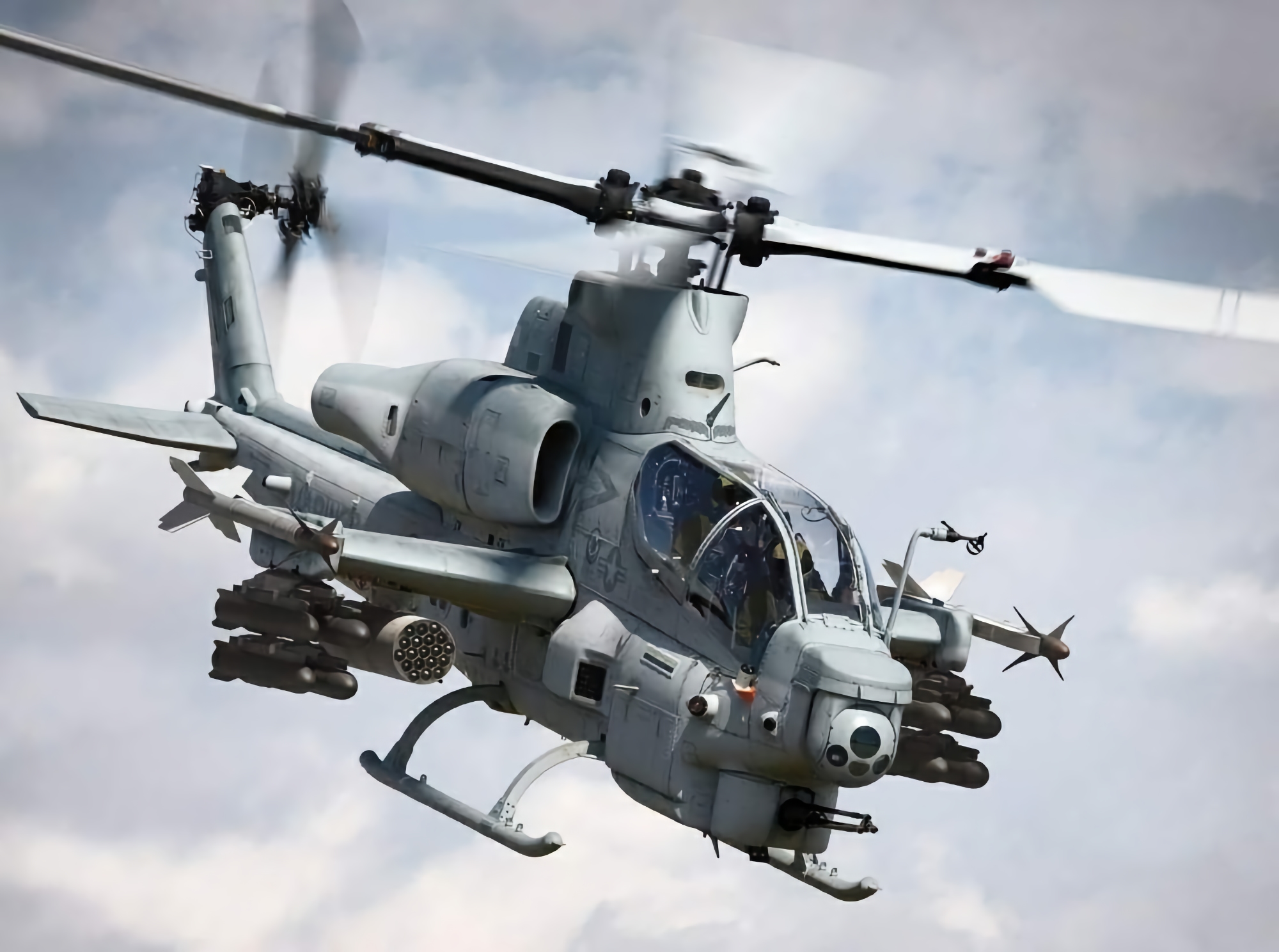 Sustitución de los Mi-24 y Mi-35: la República Checa recibirá de Estados Unidos seis helicópteros de ataque Bell AH-1Z Viper y dos helicópteros utilitarios Bell UH-1Y Venom Sustitución de los Mi-24 y Mi-35: la República Checa recibirá de Estados Unidos seis helicópteros de ataque Bell AH-1Z Viper y dos helicópteros utilitarios Bell UH-1Y Venom