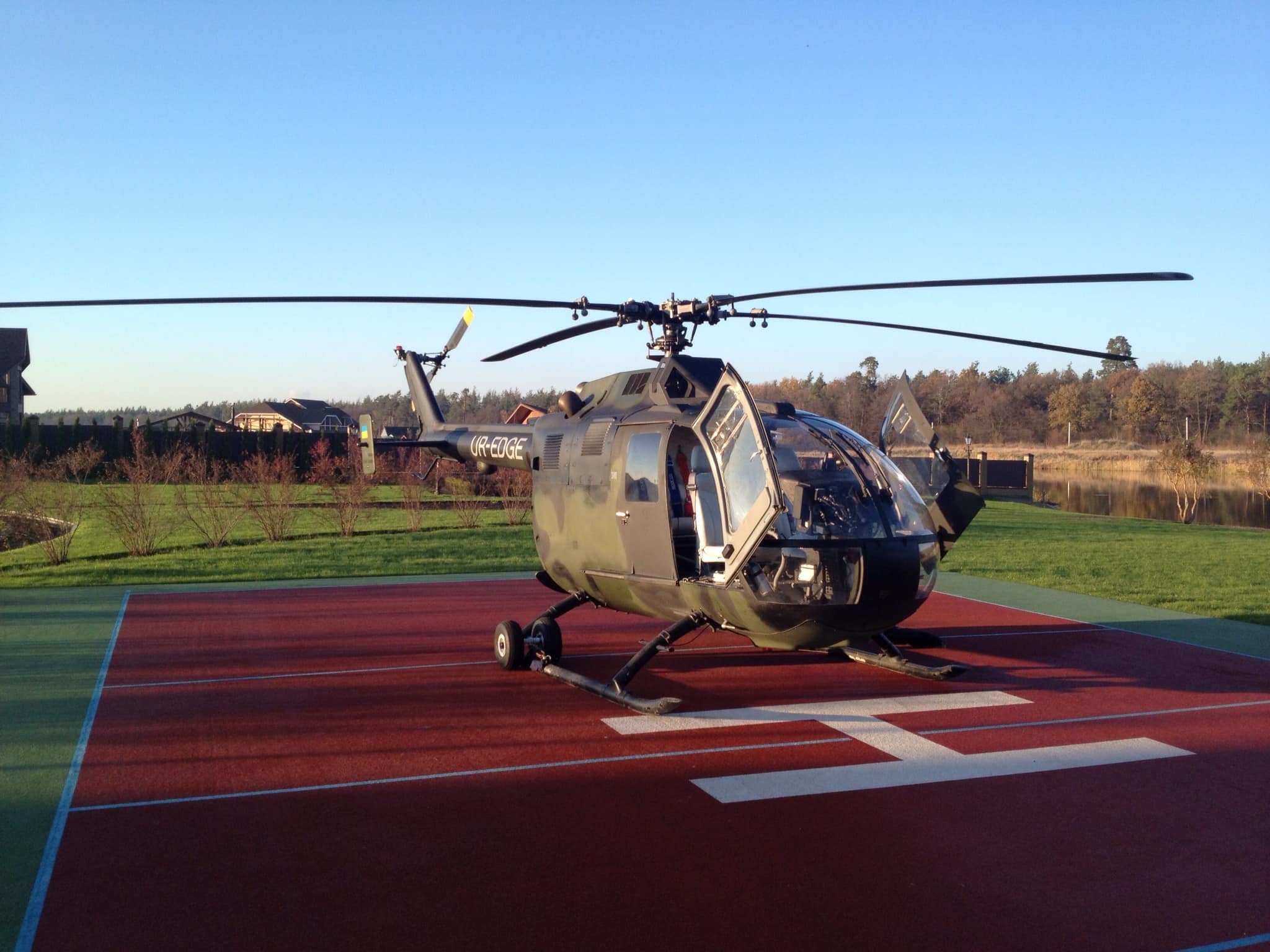 Las Fuerzas Armadas de Ucrania recibieron un helicóptero alemán BO 105: ayudará a sacar a los heridos del frente Las Fuerzas Armadas de Ucrania recibieron un helicóptero alemán BO 105: ayudará a sacar a los heridos del frente